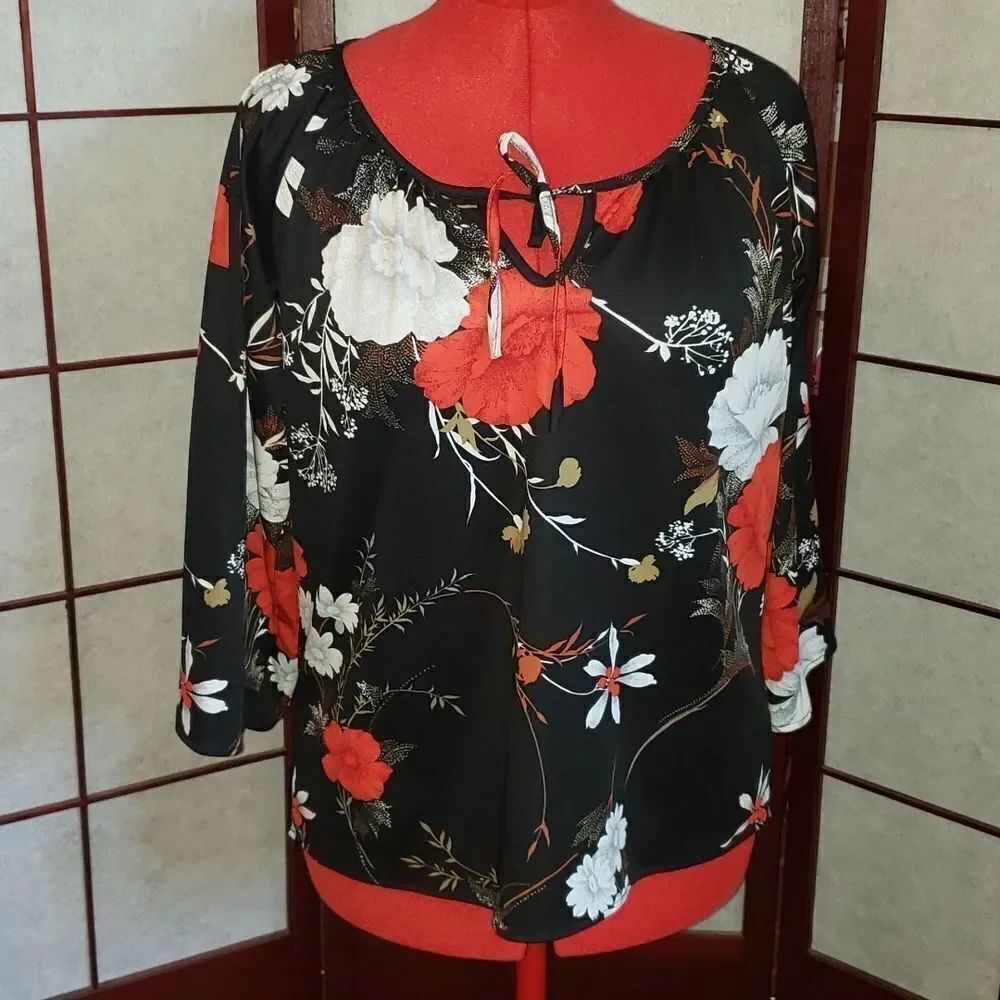 Teddi of California Black Floral Blouse